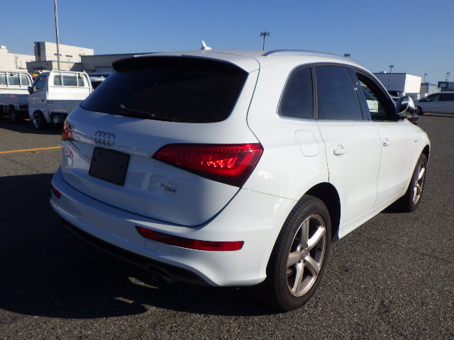 2014 AUDI Q5